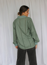 Cargar imagen en el visor de la galería, Blusa Magnolia Verde
